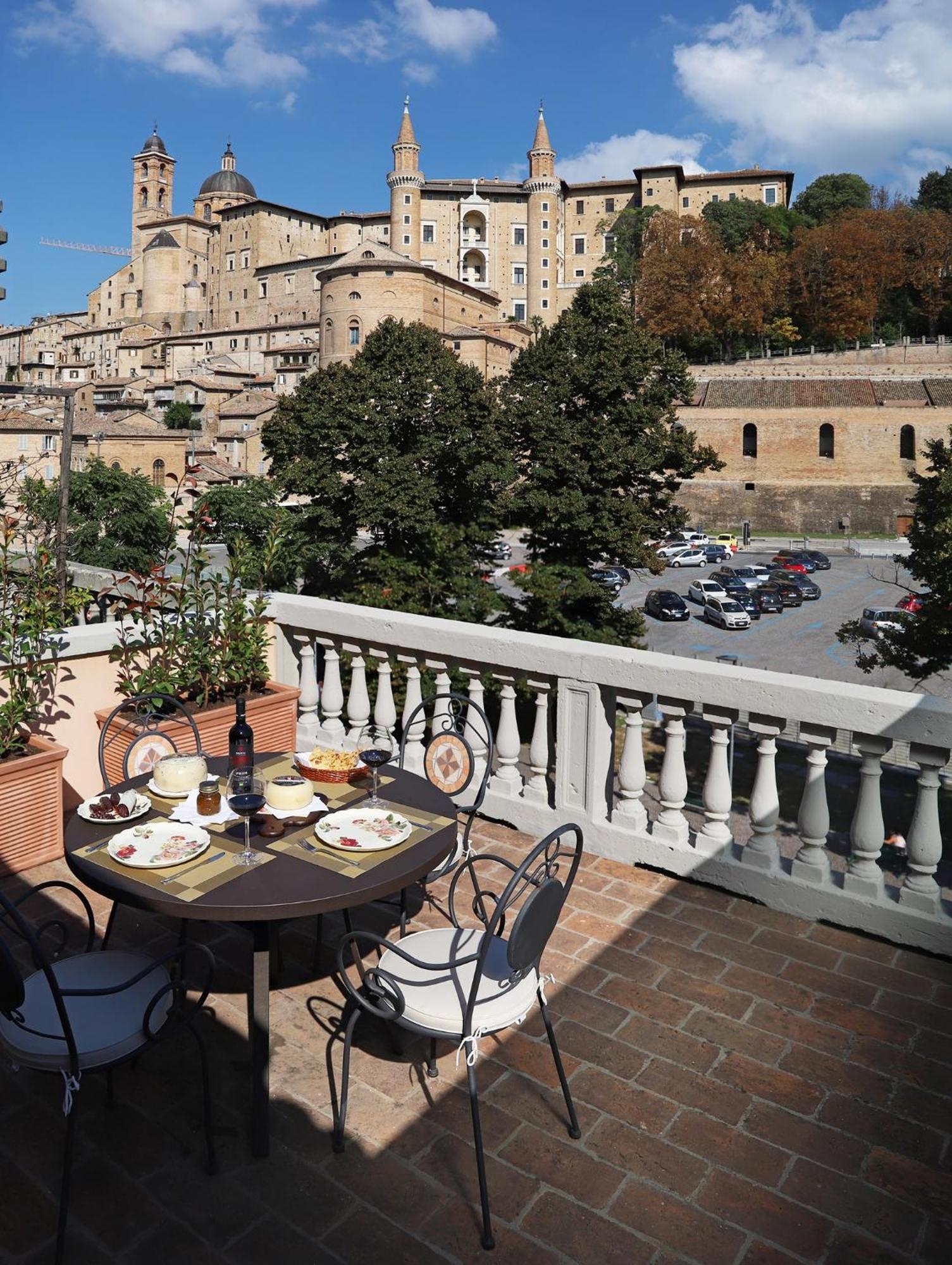 Balcone Sulle Meraviglie Urbino Exterior foto